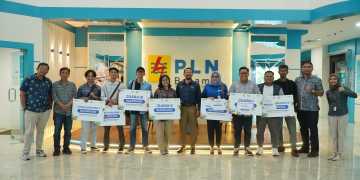 Momentum Hari Pahlawan, PLN Batam Serahkan Hadiah Lomba Menulis Feature dan Foto Nasional