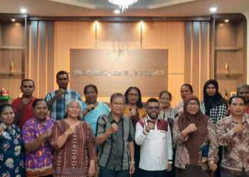 Bahas Penerimaan Beasiswa PIP, Ketua Komite III DPD RI Bertemu Kepala Sekolah