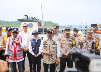 Libur Nataru, Menko PMK, Kapolri & Panglima Tinjau Rest Area KM 57 Tol Jakarta-Cikampek