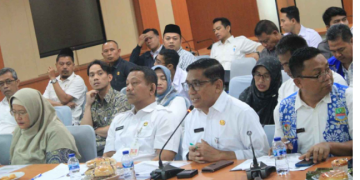 Kabar Gembira Bagi Warga Kab. Bekasi, Pemkab Bekasi Aktifkan Kembali Kartu KIS yang Dinonaktifkan
