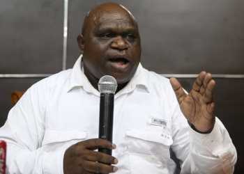 Marak Kasus Penembakan, Natalius Pigai Desak Evaluasi Total Penggunaan Senpi