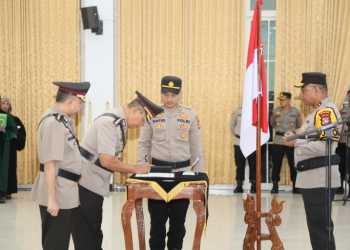 Kapolda Papua Barat Pimpin Sertijab Lima Pejabat Utama