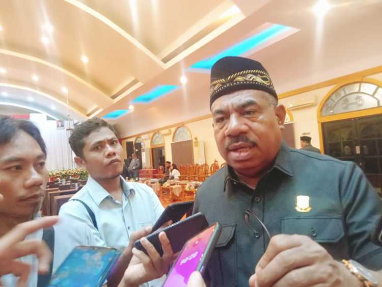 Ferry Auparay, Anggota DPR provinsi Papua Barat