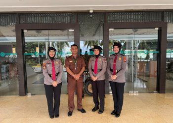 PATROLI DIALOGIS DITPAMOBVIT POLDA KEPRI JAGA KEAMANAN PUSAT PERBELANJAAN DI KOTA BATAM
