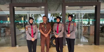 PATROLI DIALOGIS DITPAMOBVIT POLDA KEPRI JAGA KEAMANAN PUSAT PERBELANJAAN DI KOTA BATAM