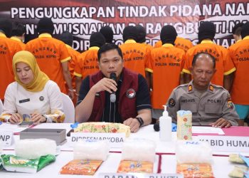 POLDA KEPRI UNGKAP 22 KASUS NARKOBA PERIODE JANUARI, SITA 5,4 KG SABU DAN 120,62 GRAM GANJA KERING SERTA LAKUKAN PEMUSNAHAN BARANG BUKTI NARKOBA