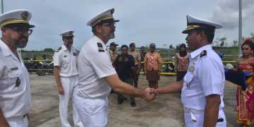 TNI AL SAMBUT KEDATANGAN 3 KAPAL PERANG PRANCIS DAN 1 KAPAL PERANG AUSTRALIA DI PELABUHAN BENOA BALI