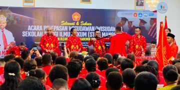 Gelar Yudisium, Ketua STIH Manokwari : 152 Sarjana Harus Mampu Ciptakan Lapangan Kerja Baru