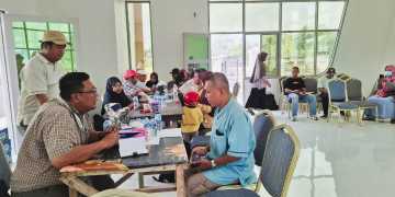 Melalui Pendekatan Kekeluargaan, PT TPM Sukses Selesaikan Pemberian Kompensasi Kepada Seluruh Warga yang Terdampak Penggusuran di Tembesi Tower