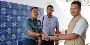 TIM F1QR TNI AL KEMBALI BERHASIL AMANKAN CALON PMI NON PROSEDURAL DI PESISIR PANTAI JANGKANG, BENGKALIS