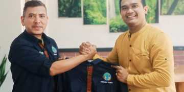 IWO Batam Angkat Dr. Fadlan, S.H., M.H., Sebagai Dewan Kehormatan