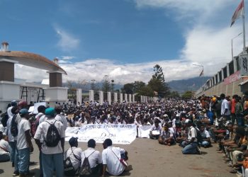 Pelajar Papua Demo Tolak Program MBG
