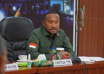 Yan Mandenas Tanggapi Pelajar Papua Tolak MBG dan Minta Pendidikan Gratis