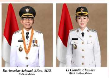 Dr.Amsakar Ahmad S.sos.M.si – Li Claudia Candra resmi dilantik sebagai Wali kota Batam dan Wakil walikota Batam periode 2025-2030