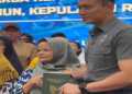 Menko Bidang Infrastruktur & Kewilayahan, Agus Harimurti Yudhoyono (AHY) Serahkan SHM Kepada Warga Tanjung Banun Rempang Batam Kepri