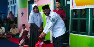 Ketua Komite III DPD RI Lakukan Safari Ramadhan ke Umat Muslim di Manokwari