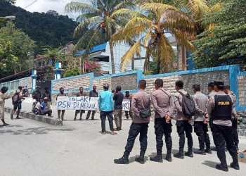 Mahasiswa West Papua Gelar Aksi Tutup PT Freeport Indonesia