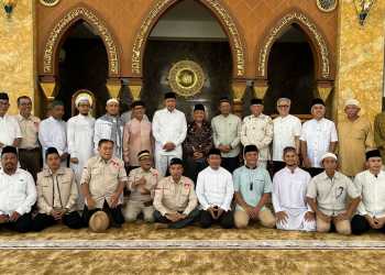 Wujudkan Kedekatan Pemerintah dan Ulama, Wali Kota Bekasi Kunjungi Tujuh Tokoh Agama Islam dalam Momen Halal Bihalal