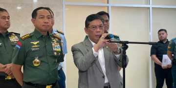 Komisi I DPR Dukung TNI Kawal Seluruh Kejaksaan