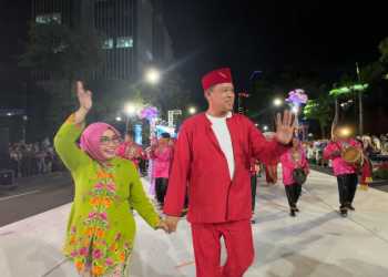 Wali Kota Bekasi dan Ketua TP PKK Wiwiek Hargono Hadiri Munas VII APEKSI 2025 di Surabaya