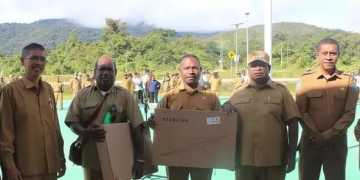 Perkuat Jaringan Internet, 238 Unit Starlink Didistribusikan ke Pelosok Tambrauw