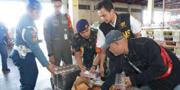 Pengiriman Paket Rokok Tanpa Cukai Melalui Bandara Internasional Juanda Berhasil Digagalkan TNI AL