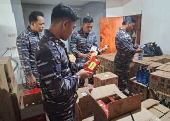 TNI AL Berhasil Gagalkan Penyelundupan Minuman Beralkohol dan Rokok di Perairan Morowali Senilai Rp 1,49 M