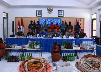 Gunakan Bahan Peledak, TNI AL Tangkap Dua Kapal Motor Illegal Fishing Di Wilayah Perairan Nias