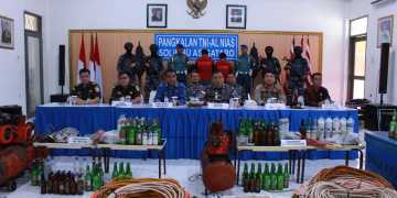 Gunakan Bahan Peledak, TNI AL Tangkap Dua Kapal Motor Illegal Fishing Di Wilayah Perairan Nias