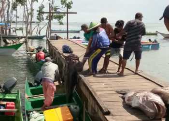 Nelayan Lokal di Kaimana Papua Barat Terancam