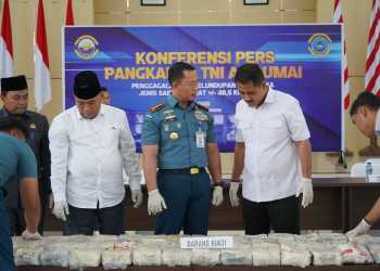 Selamatkan 242.700 Generasi Penerus Bangsa, TNI AL Kembali Berhasil Gagalkan Penyelundupan 48,54 Narkotika Jenis Sabu Di Perairan Kuala Parit Paman