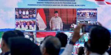 Presiden RI Resmikan Proyek Energi dan Berkomitmen Listrik Masuk Desa