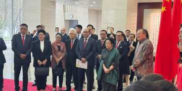 Olly Dondokambey Dampingi Megawati Soekarnoputri Pada Forum Dialog Peradaban Beijing