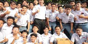 Jam Masuk Sekolah Kembali ke Pukul 07.00, Wali Kota Bekasi: Kita Sesuaikan dengan Kondisi Nyata di Lapangan