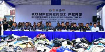 TNI AL Dan Bea Cukai Bersinergi Gagalkan Penyelundupan Ballpress Senilai Puluhan Milyar Rupiah Masuk ke Indonesia