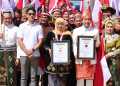 Pemprov Jatim Pecahkahkan Dua Rekor MURI di HUT Ke-80 RI