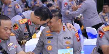 Kapolda Kepri Hadiri Acara Tradisi Pengantar Purna Tugas dan Pengantar Tugas Wakapolri