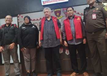 Korupsi Dinas Pendidikan Jatim  2017  Kejati Tahan Mantan Kabid SMK Hudiono