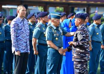 Asops Kasal Melepas Pelayaran Muhibah Diplomasi Duta Bangsa, Lattek KJK Taruna AAL Angkatan-72 dan Asean Plus Cadet Sail (APCS) 2025 Menuju Padang