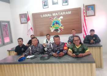 TNI AL Berdiri Netral, Tengahi Masalah Antar Pelaku Wisata di Teluk Awang NTB