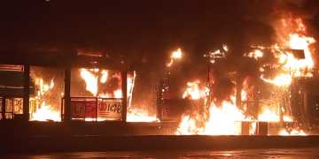 21 Halte TransJakarta yang Dibakar dan Dijarah Massa
