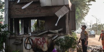 DPR Dukung Pemerintah Pusat Ambil Alih Renovasi Fasilitas Umum yang Rusak Akibat Demo