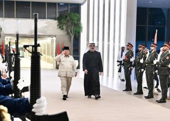 Presiden Prabowo Tiba di Abu Dhabi untuk Bertemu dengan Presiden MBZ