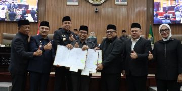 Honor RT/RW Naik, Dana Hibah RW Cair Oktober 2025 dengan Syarat Inovasi Lingkungan