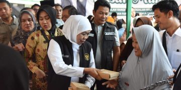 Gubernur Khofifah Ajak  Semua Pihak Turut  Awasi Pelaksanaan MBG