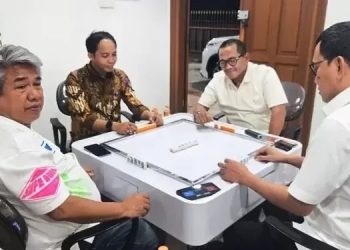 Menhut akan Dipanggil Komisi IV Terkait Main Domino Satu Meja dengan Eks Tersangka Pembalakan Liar