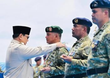 Presiden Prabowo Anugerahkan Pangkat Istimewa kepada 11 Purnawirawan TNI, Berikut Nama-namanya!