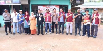 Ditresnarkoba Polda Kepri Salurkan Bantuan Sosial di Kampung Madani