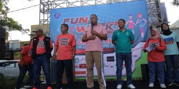 Lepas Fun Walk di CFD Dukuh Zamrud, Wali Kota Bekasi Ajak Gunakan Tumbler Guna Kurangi Sampah Plastik