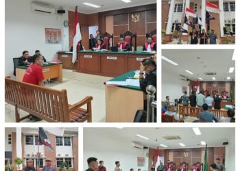 Bendera One Peace Berkibar di Depan Kantor Pengadilan Negeri Batam